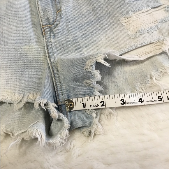 Abercrombie & Fitch embellished jean cut-off distressed ripped shorts size 8/29 - Picture 2 of 11